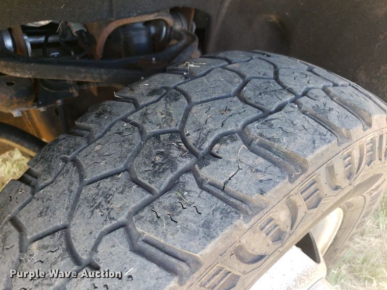 image for item DO3007 2020 Chevrolet Silverado 3500HD  Crew Cab bale bed truck