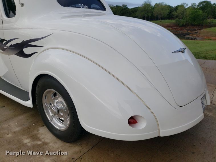 image for item DO3027 1937 Dodge D5 