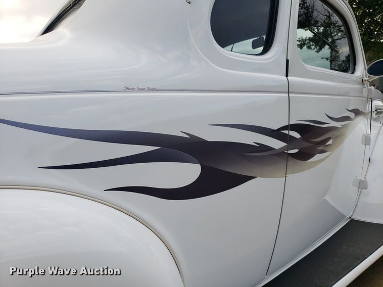 image for item DO3027 1937 Dodge D5 