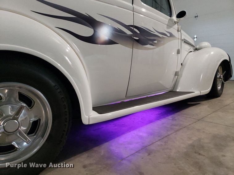 image for item DO3027 1937 Dodge D5 