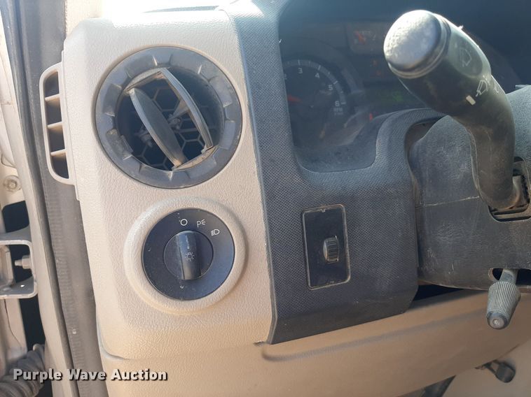 image for item DO3075 2009 Ford E350  van