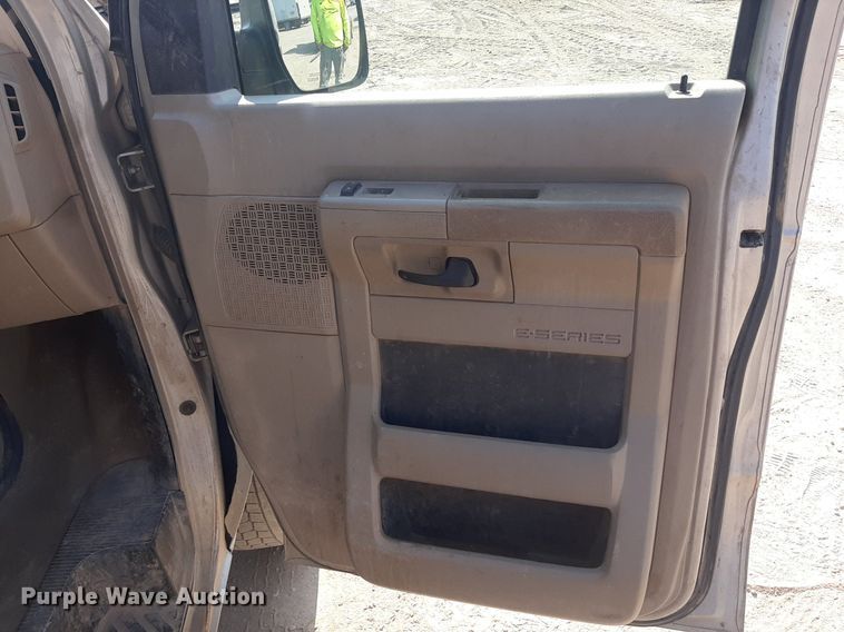 image for item DO3075 2009 Ford E350  van
