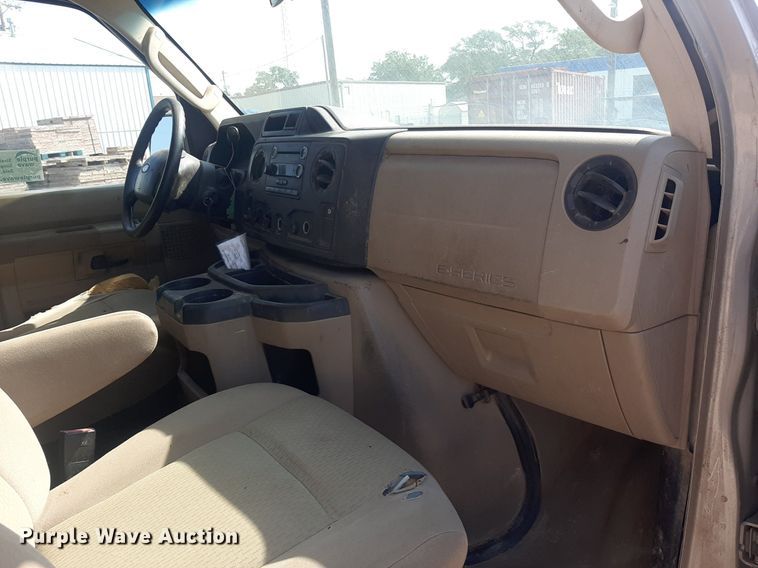 image for item DO3075 2009 Ford E350  van