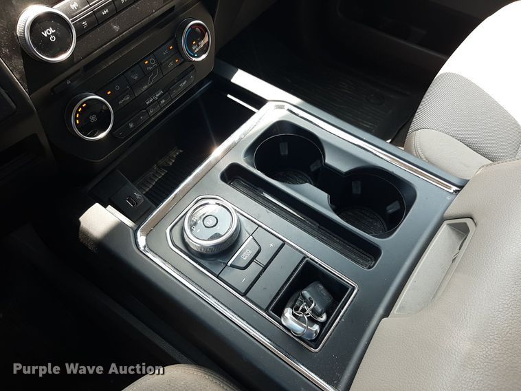 image for item DO3080 2018 Ford Expedition  SUV