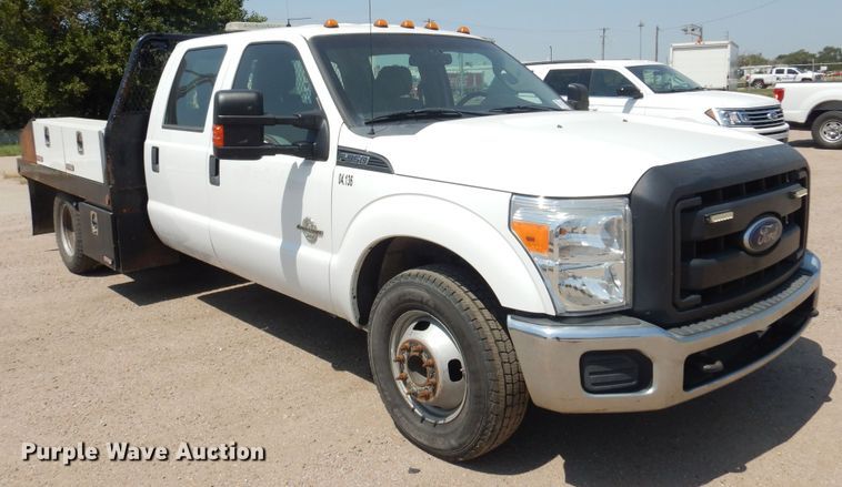 image for item DO3081 2016 Ford F350 Super Duty XL  Crew Cab flatbed pickup truck