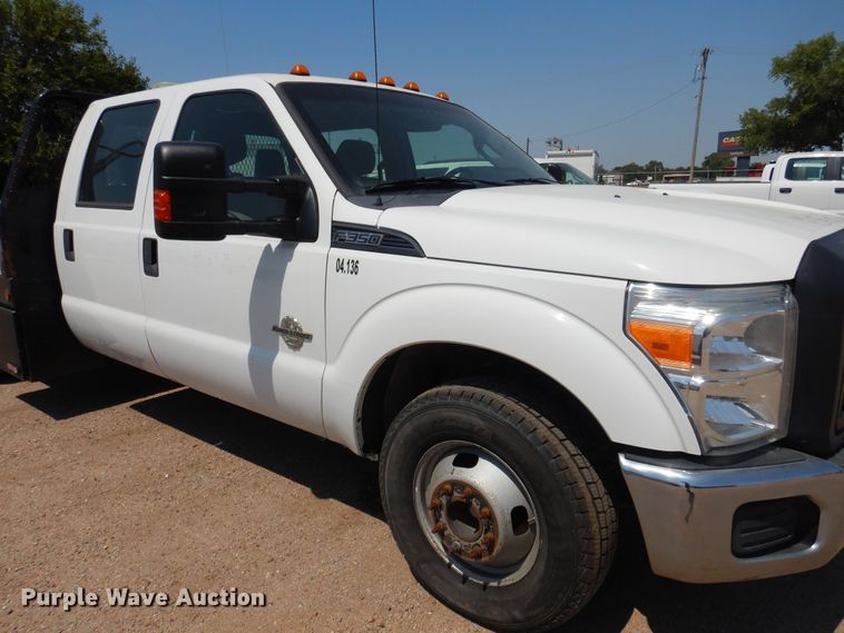 image for item DO3081 2016 Ford F350 Super Duty XL  Crew Cab flatbed pickup truck