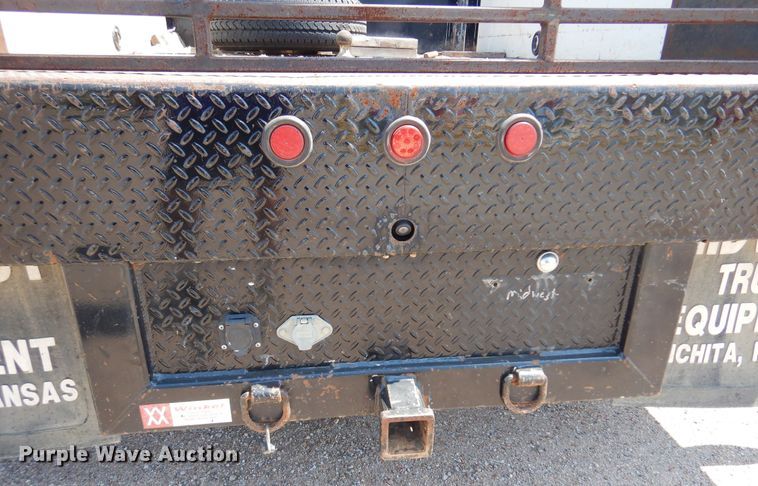 image for item DO3081 2016 Ford F350 Super Duty XL  Crew Cab flatbed pickup truck