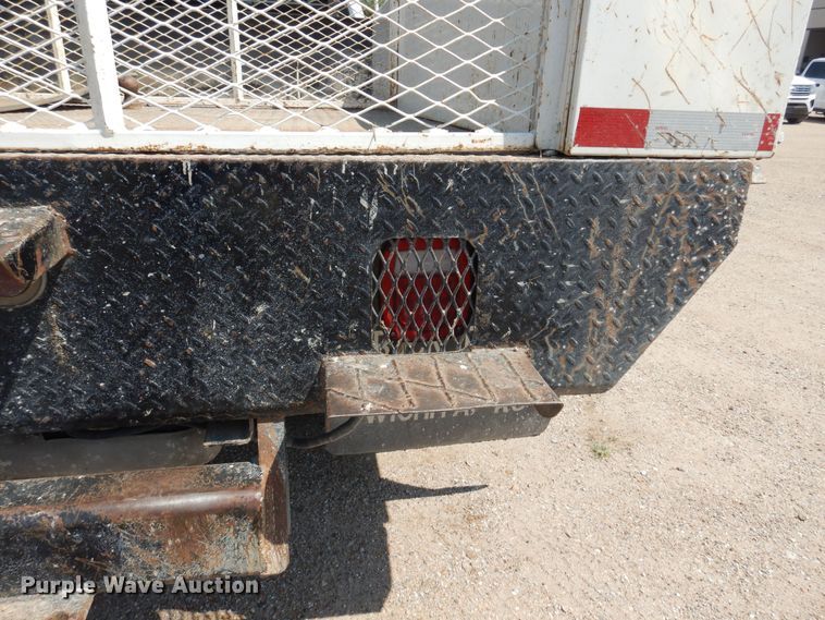 image for item DO3082 2015 GMC Sierra 3500HD  Crew Cab flatbed pickup truck