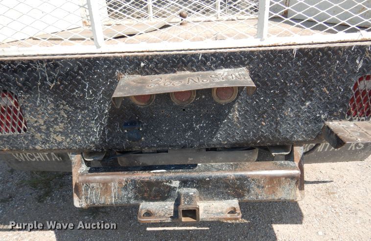 image for item DO3082 2015 GMC Sierra 3500HD  Crew Cab flatbed pickup truck