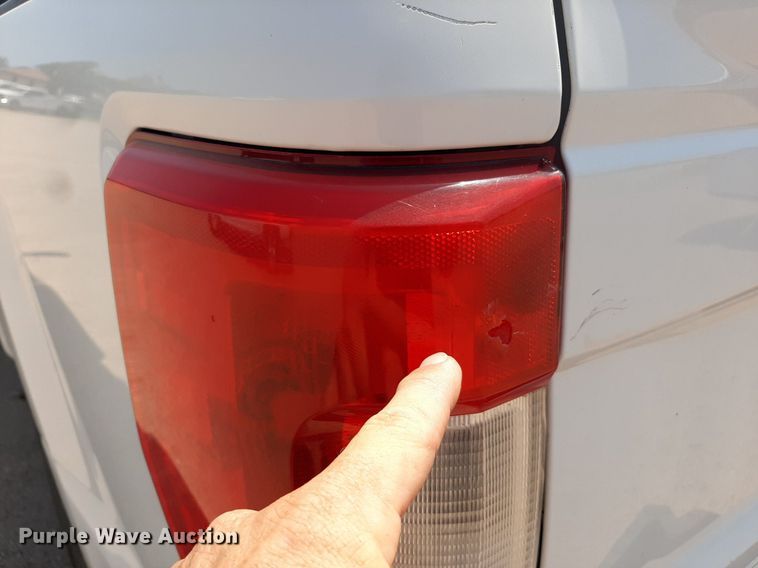 image for item DO3083 2017 Ford F250 Super Duty XL Crew Cab pickup truck