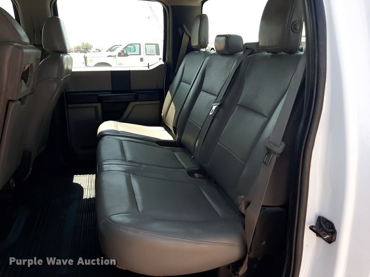 image for item DO3083 2017 Ford F250 Super Duty XL Crew Cab pickup truck