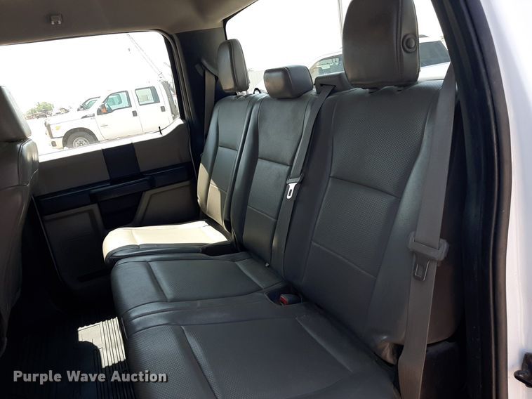 image for item DO3083 2017 Ford F250 Super Duty XL Crew Cab pickup truck