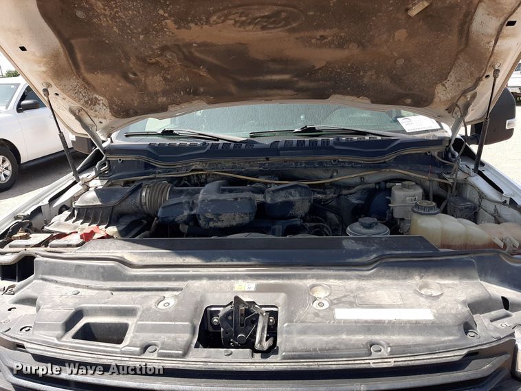 image for item DO3083 2017 Ford F250 Super Duty XL Crew Cab pickup truck