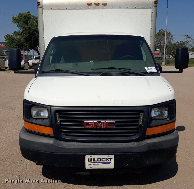 image for item DO3084 2012 GMC G3500  box truck