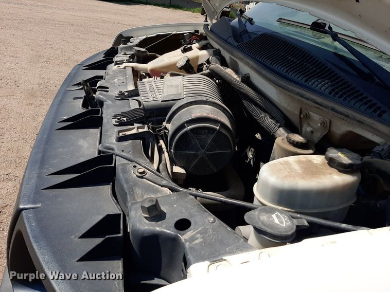 image for item DO3084 2012 GMC G3500  box truck