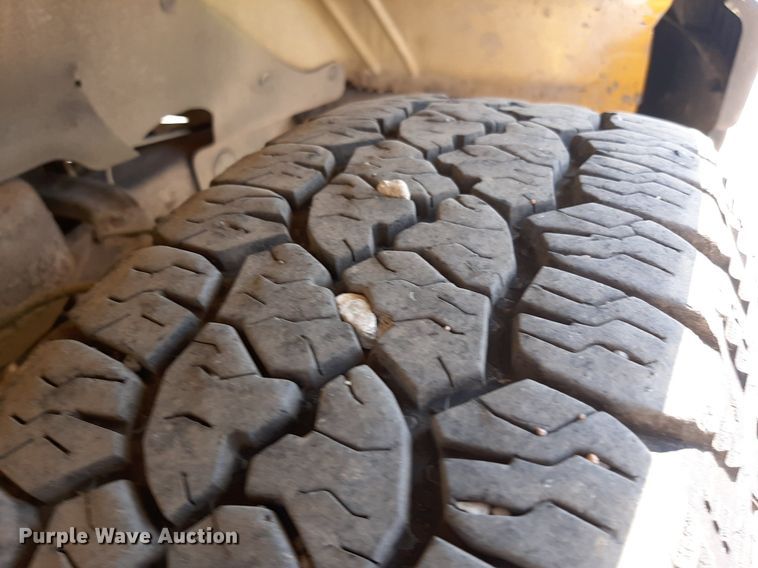 image for item DO3084 2012 GMC G3500  box truck