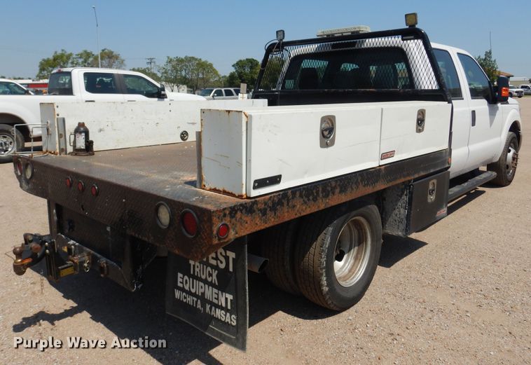 image for item DO3085 2016 Ford F350 Super Duty XL  Crew Cab flatbed pickup truck