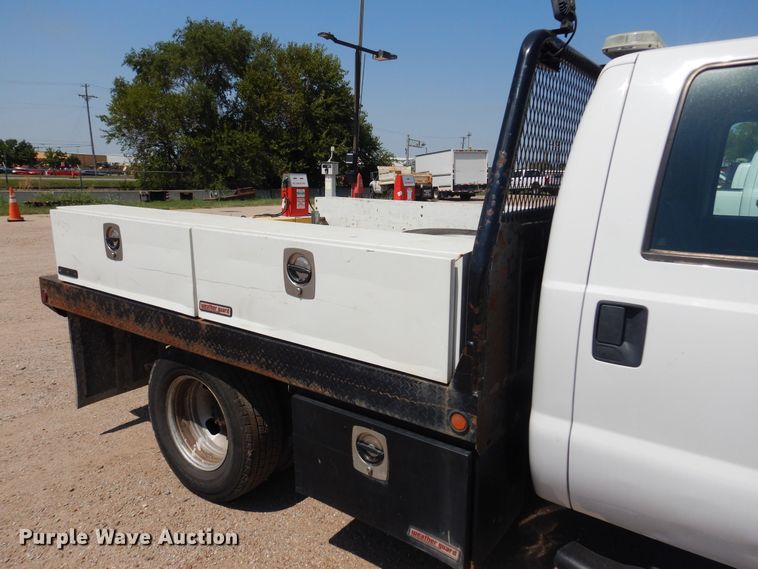 image for item DO3085 2016 Ford F350 Super Duty XL  Crew Cab flatbed pickup truck