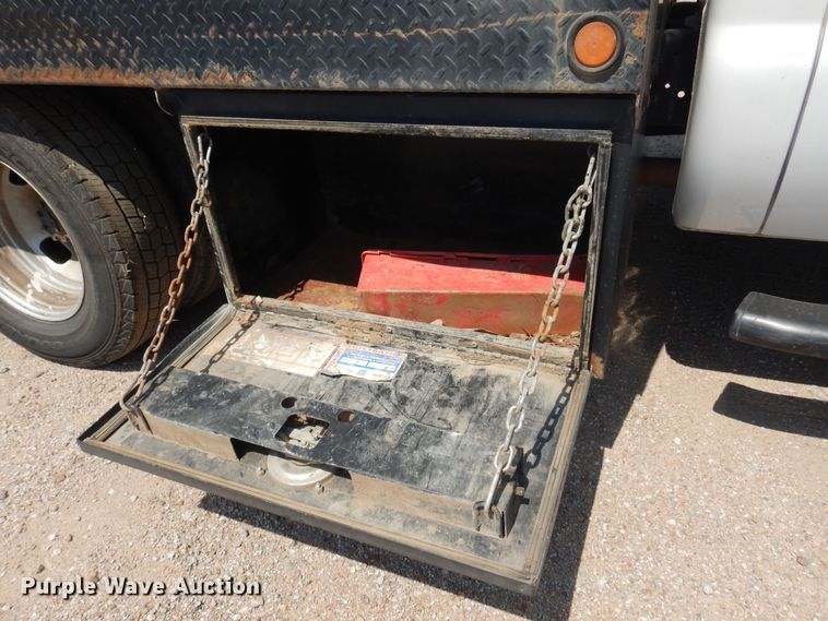 image for item DO3085 2016 Ford F350 Super Duty XL  Crew Cab flatbed pickup truck