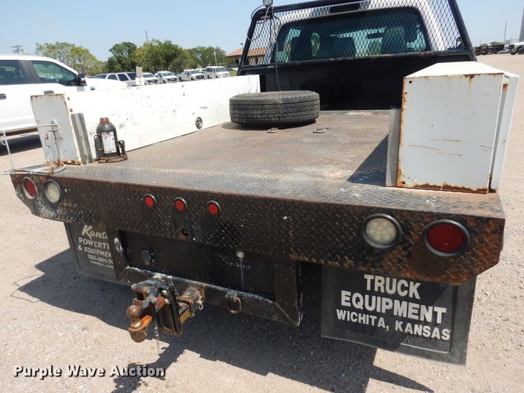 image for item DO3085 2016 Ford F350 Super Duty XL  Crew Cab flatbed pickup truck