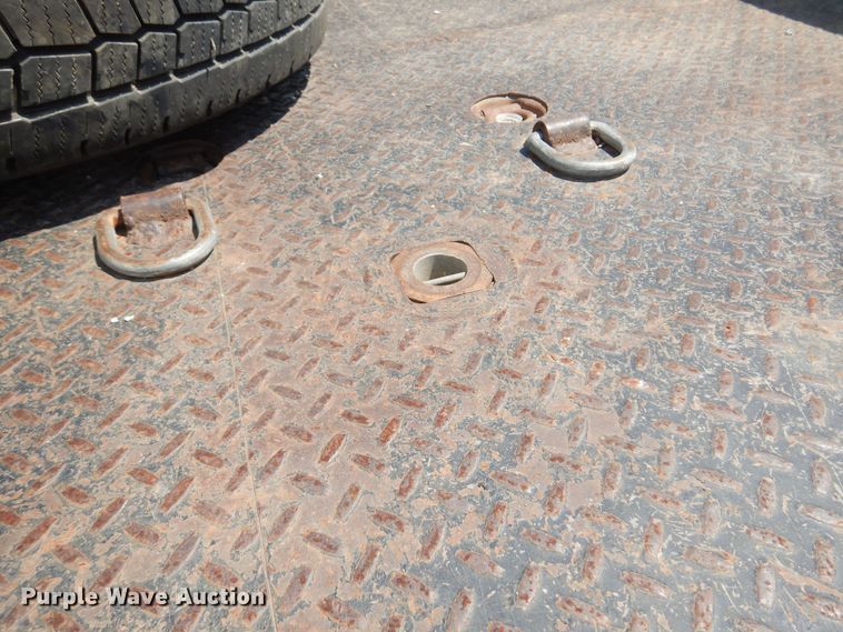 image for item DO3085 2016 Ford F350 Super Duty XL  Crew Cab flatbed pickup truck