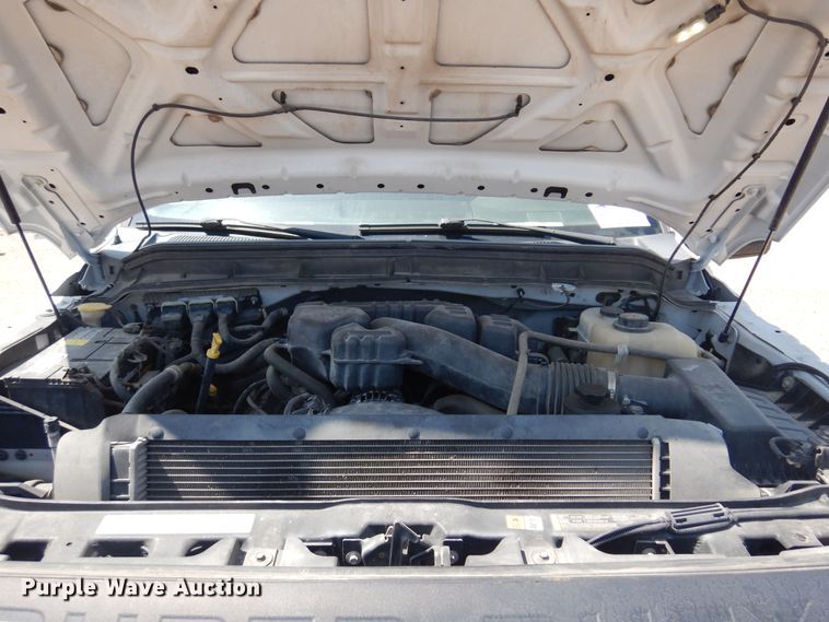 image for item DO3085 2016 Ford F350 Super Duty XL  Crew Cab flatbed pickup truck