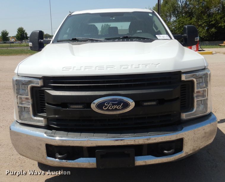 image for item DO3086 2018 Ford F250 Super Duty XL Crew Cab pickup truck