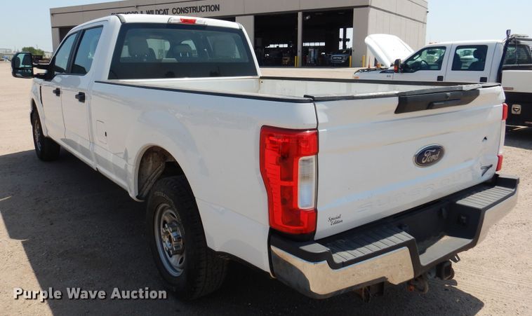 image for item DO3086 2018 Ford F250 Super Duty XL Crew Cab pickup truck