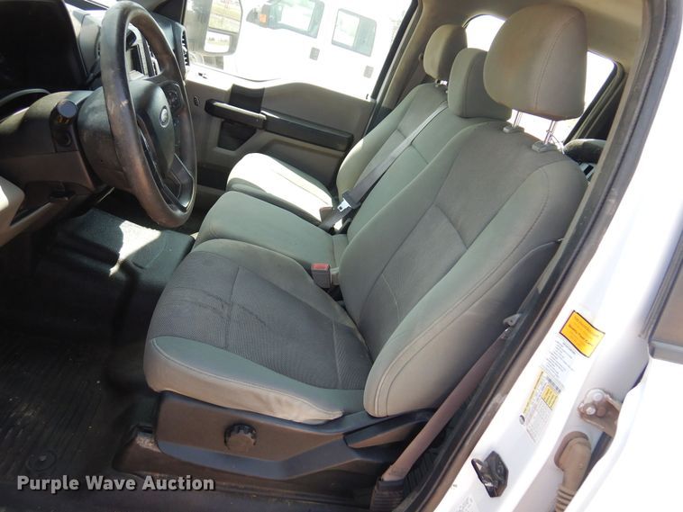 image for item DO3086 2018 Ford F250 Super Duty XL Crew Cab pickup truck