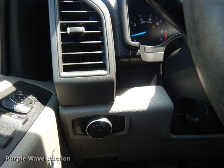 image for item DO3086 2018 Ford F250 Super Duty XL Crew Cab pickup truck