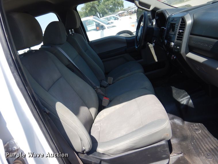 image for item DO3086 2018 Ford F250 Super Duty XL Crew Cab pickup truck