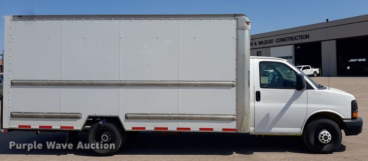 image for item DO3087 2012 GMC G3500  box truck