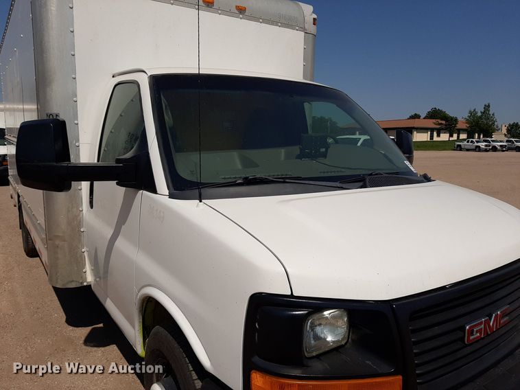 image for item DO3087 2012 GMC G3500  box truck