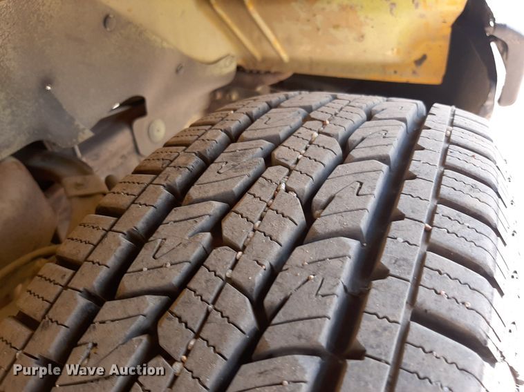 image for item DO3087 2012 GMC G3500  box truck