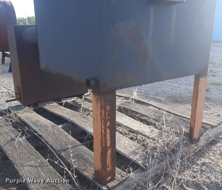 image for item DO3092 Shop built  smoker