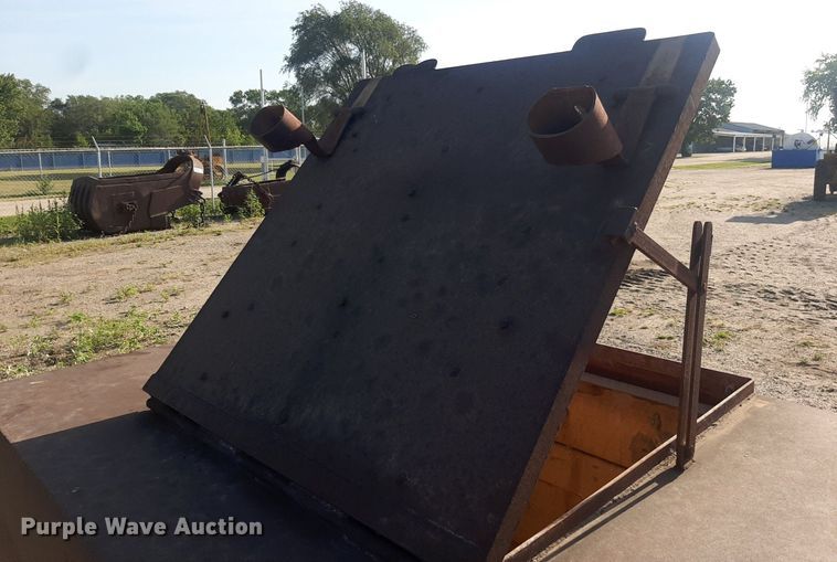 image for item DO3098 Shop built  metal fire box