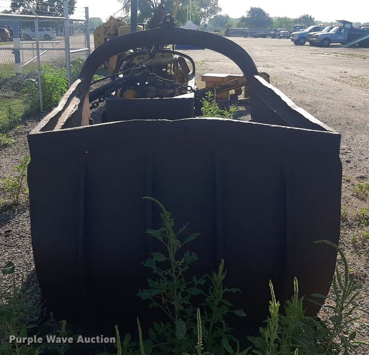 image for item DO3100 Page Engineering  dragline bucket