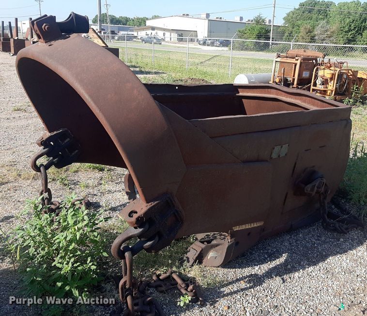 image for item DO3100 Page Engineering  dragline bucket