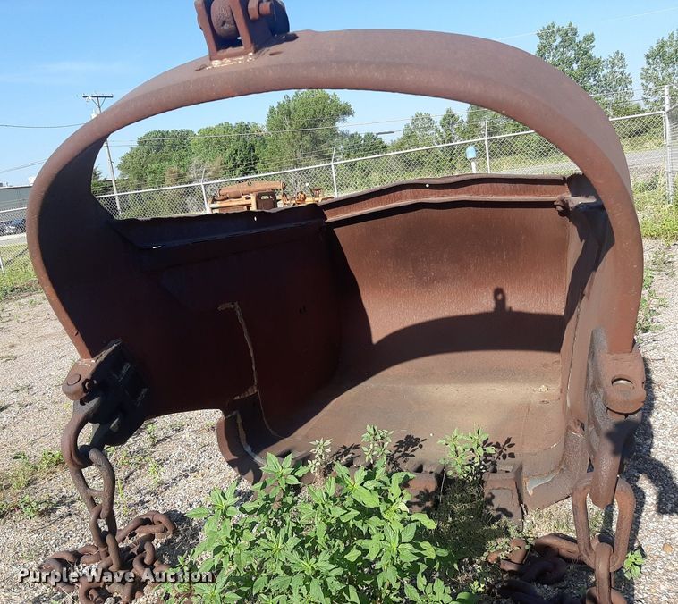 image for item DO3100 Page Engineering  dragline bucket