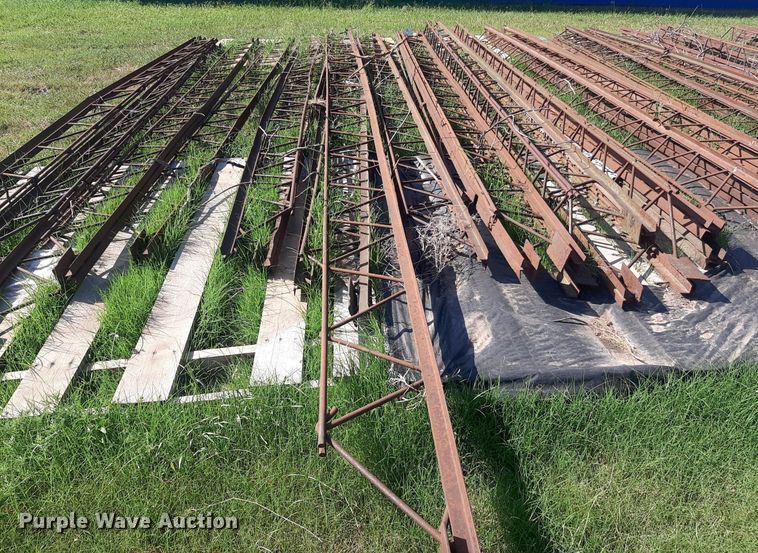 image for item DO3106 Approximately 45 metal trusses