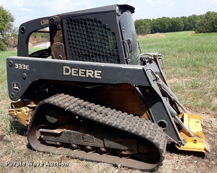 image for item DO3116 2013 John Deere 333E  tracked skid steer loader