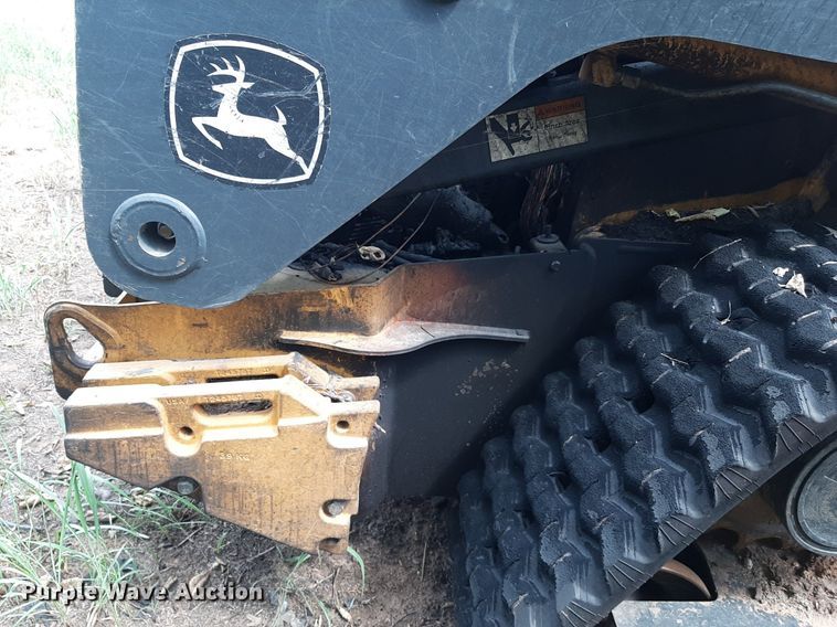 image for item DO3116 2013 John Deere 333E  tracked skid steer loader