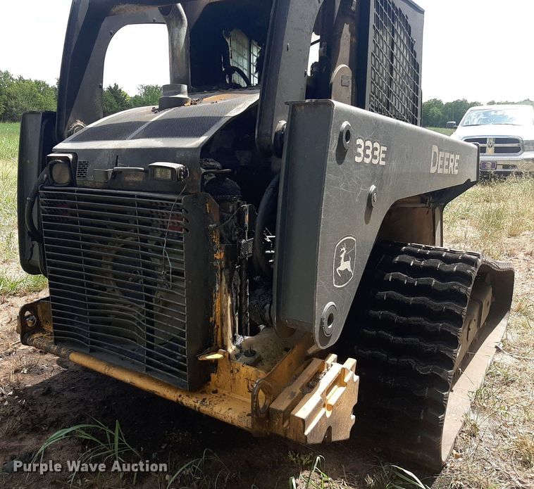 image for item DO3116 2013 John Deere 333E  tracked skid steer loader