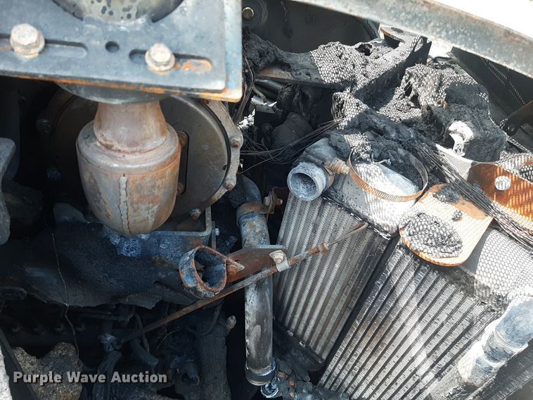 image for item DO3116 2013 John Deere 333E  tracked skid steer loader