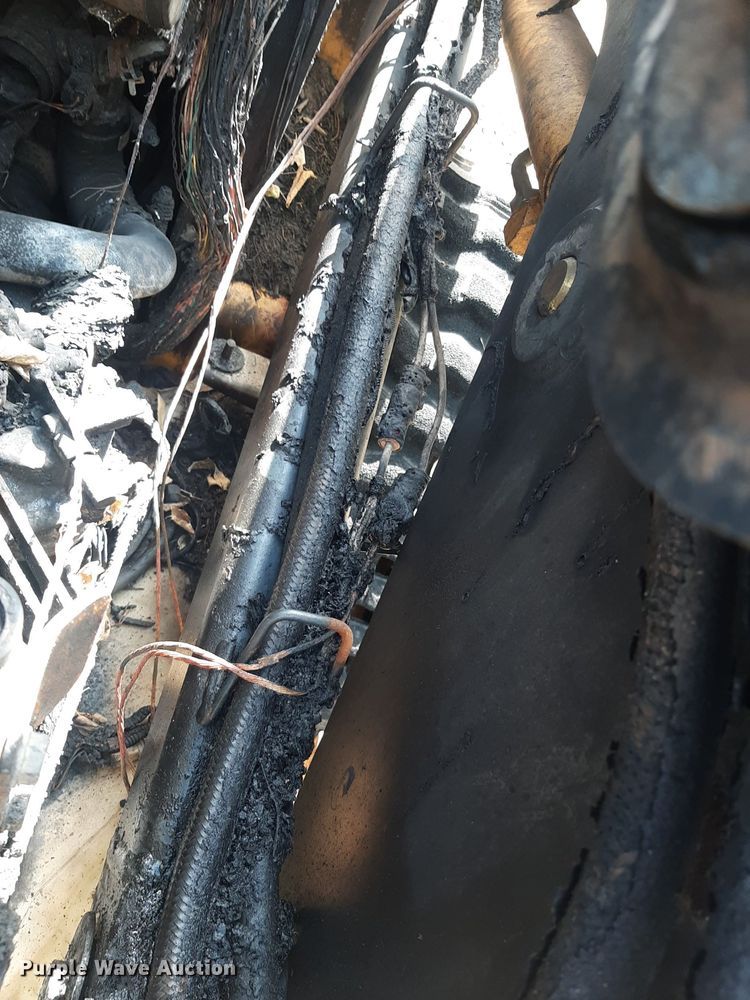 image for item DO3116 2013 John Deere 333E  tracked skid steer loader