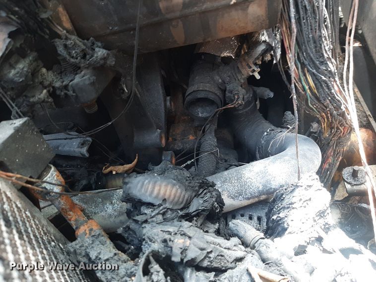 image for item DO3116 2013 John Deere 333E  tracked skid steer loader