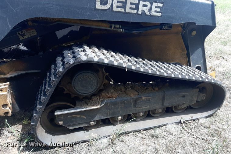 image for item DO3116 2013 John Deere 333E  tracked skid steer loader