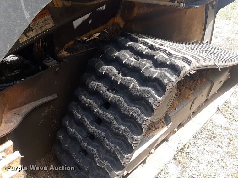 image for item DO3116 2013 John Deere 333E  tracked skid steer loader