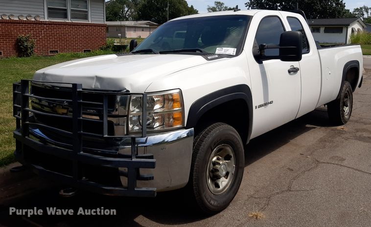 image for item DO3118 2008 Chevrolet Silverado 2500HD  Ext. Cab pickup truck