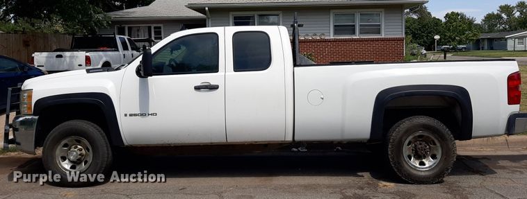 image for item DO3118 2008 Chevrolet Silverado 2500HD  Ext. Cab pickup truck